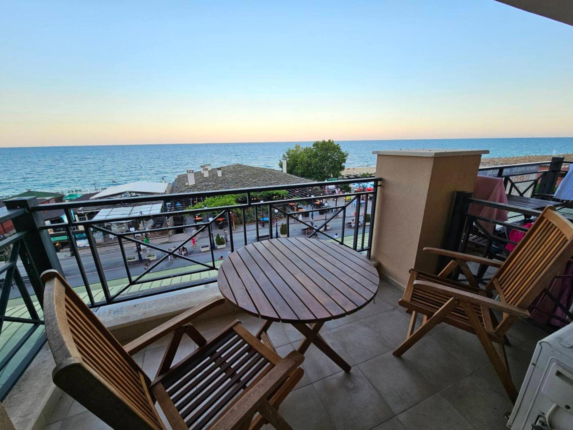 Europroperties Sirena Apartaments ゴールデンサンド エクステリア 写真